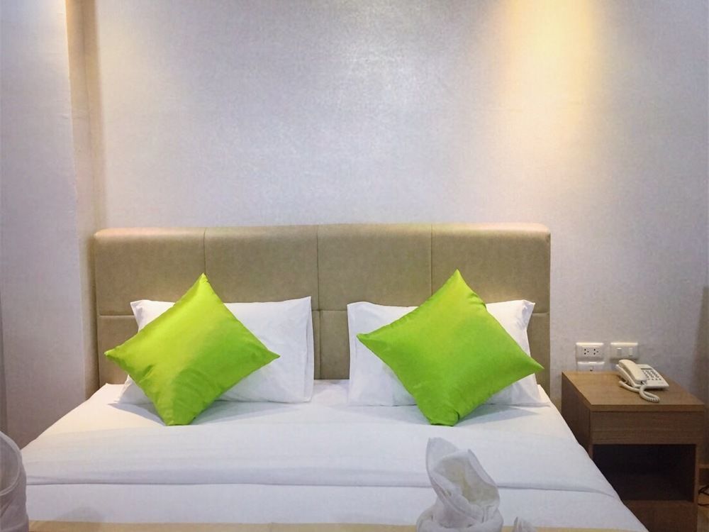Boone Place Bangkok Bagian luar foto