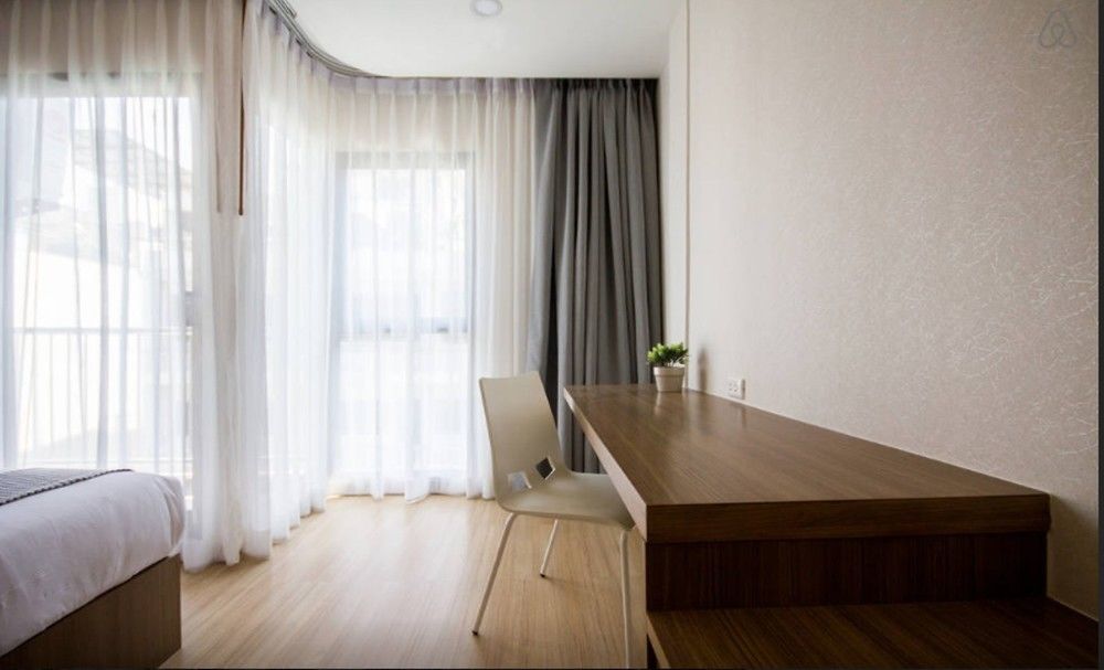 Boone Place Bangkok Bagian luar foto